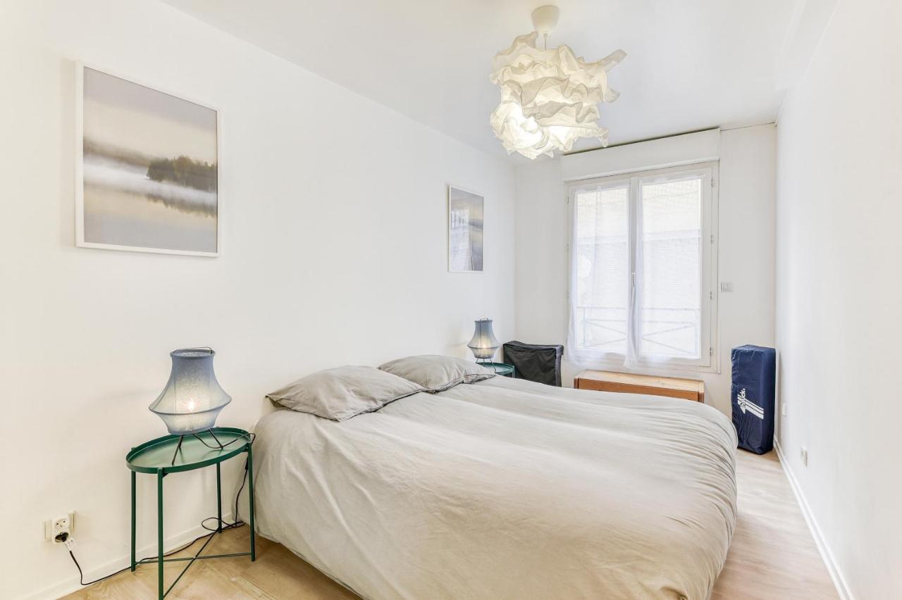 Appart'Hotel Versailles Saint Cyr L'Ecole - Gare Sncf A 100M Et Parking Prive Luaran gambar