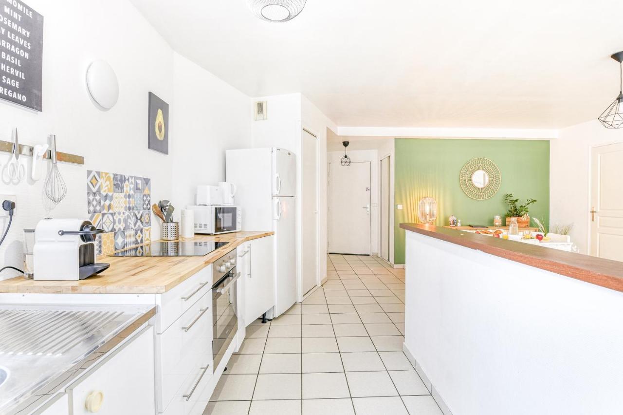 Appart'Hotel Versailles Saint Cyr L'Ecole - Gare Sncf A 100M Et Parking Prive Luaran gambar